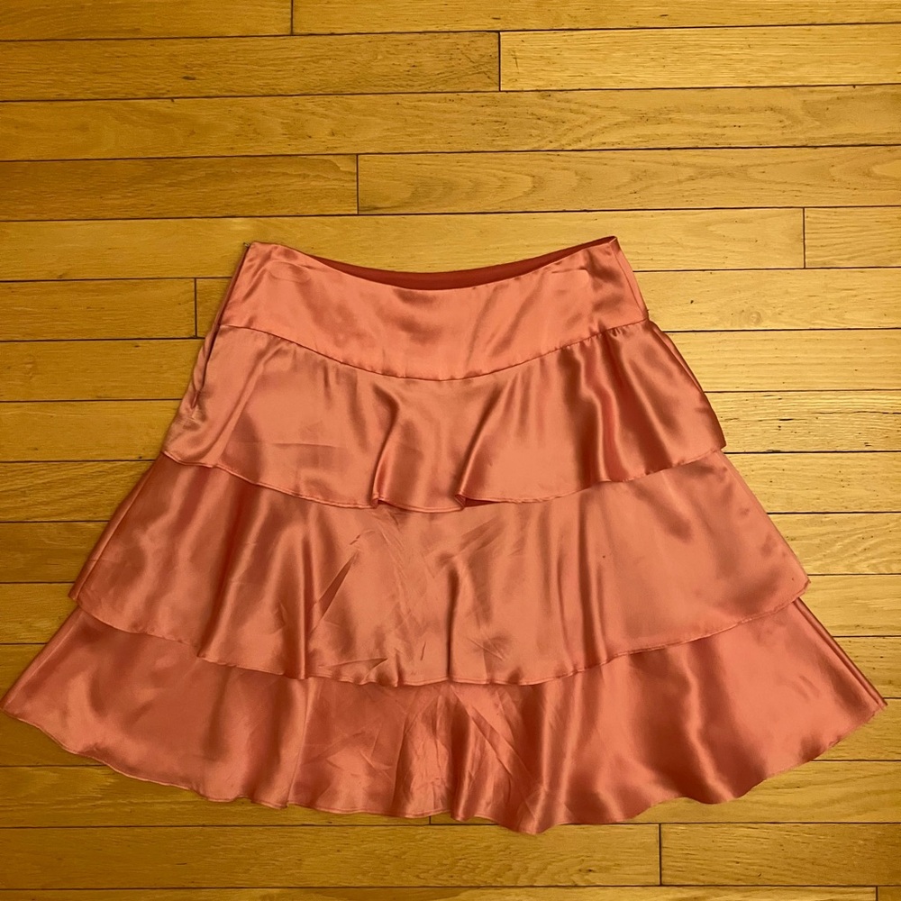 DUSTY PEACH SATIN TIERED FLIPPY MINI SKIRT - Picture 4 of 5